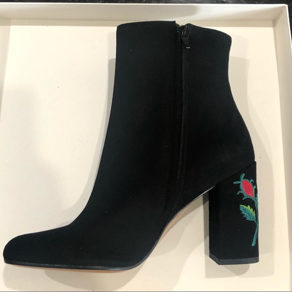 💎 Host Pick💎 NWT Summit by White Mountain boot - Picture 2 of 5